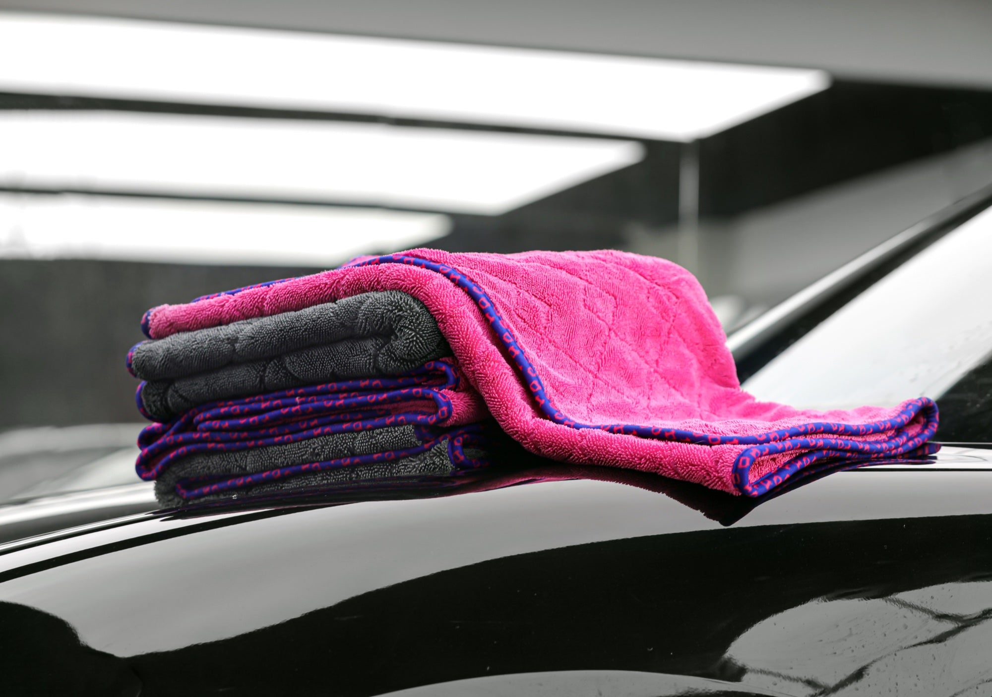 Detail Lab Premium Microfiber Drying Towel, Ultra-Absorbent, Scratch-Free (view 4)